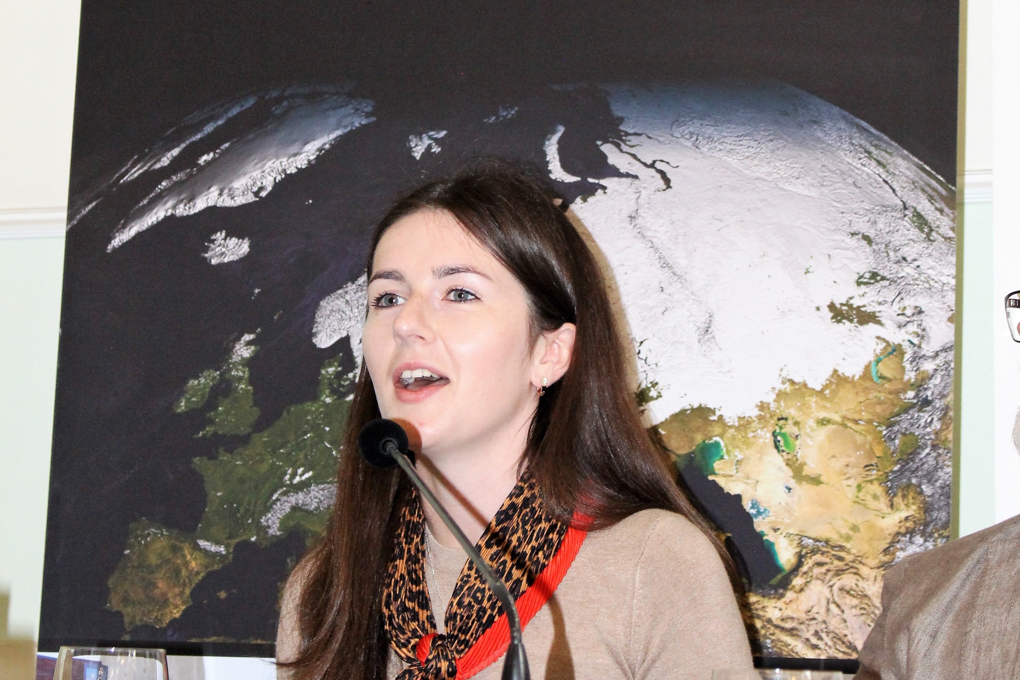 Dr. Daria Shapovalova is a lecturer in law in the University of Aberdeen Dr. Daria Shapovalova is a lecturer in law in the University of Aberdeen