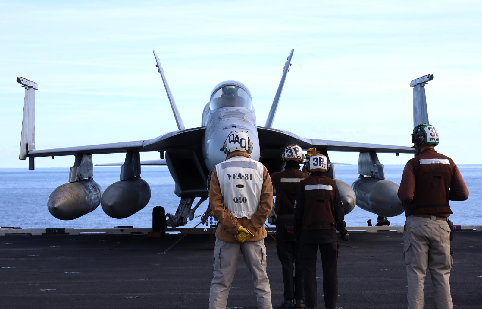 Fra flydekket på USS Gerald Ford