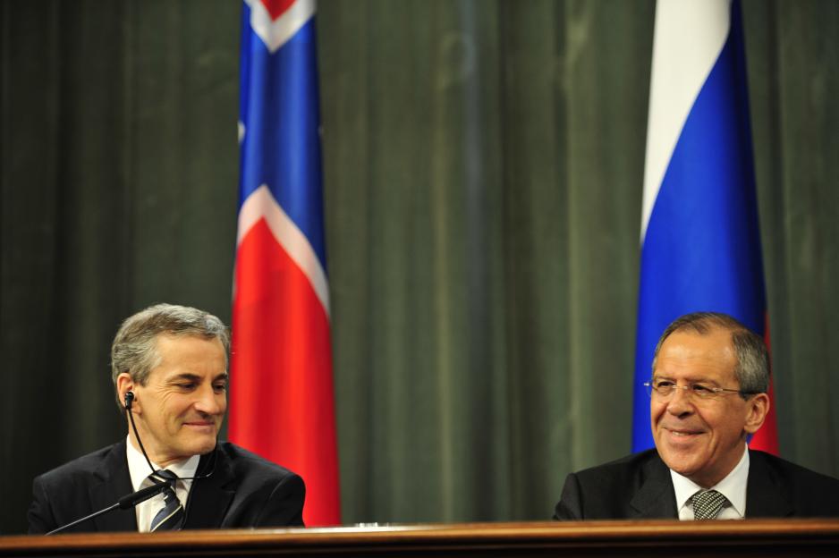 Jonas Gahr Støre og Sergej Lavrov