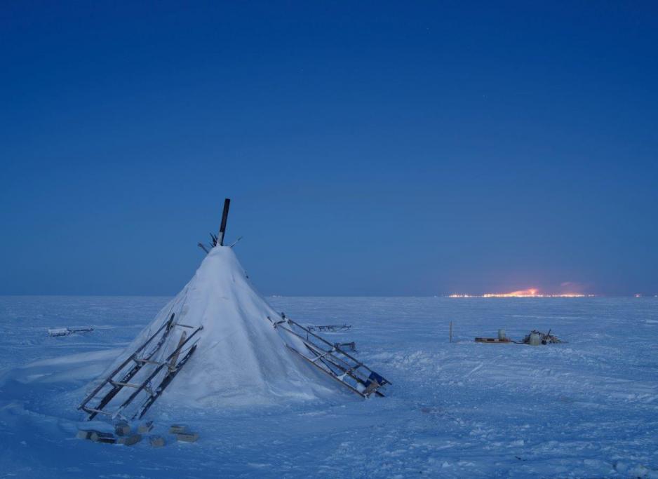Russland satser tungt i områder som tradisjonelt kun har vært befolket av urfolk, som her fra Sabetta på Jamal-halvøya. Det stiller nye krav til energiforsyning og produksjon. (Foto: Jamal LNG) Sabetta urfolk