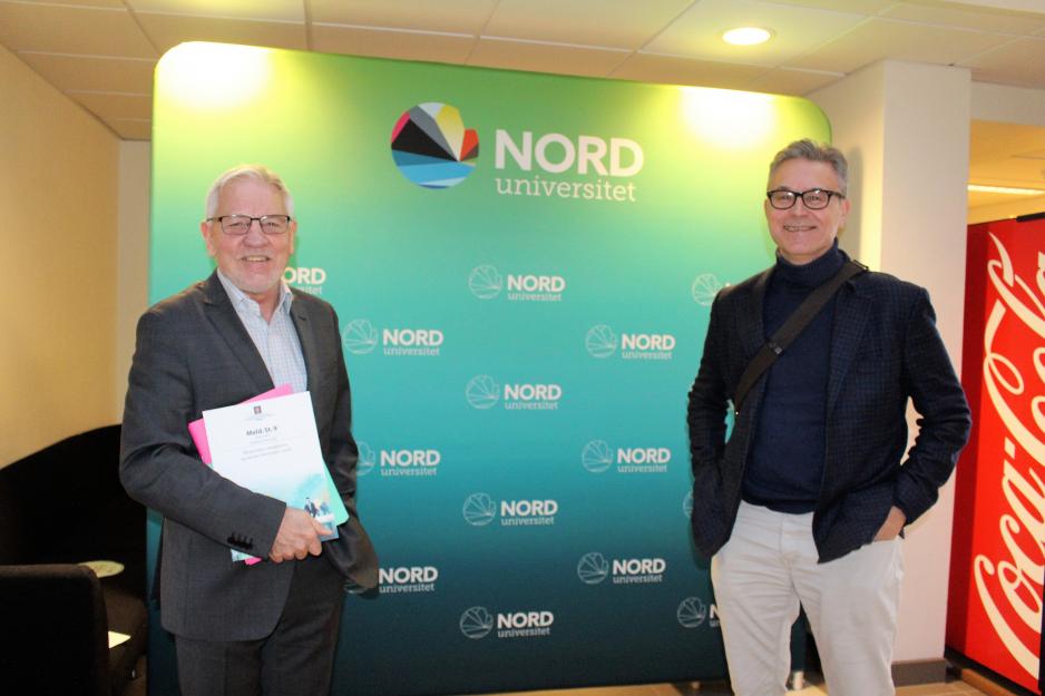 Frode Mellemvik og Odd Emil Ingebrigtsen på Nord universitet. (Foto: Trine Jonassen, High North News)