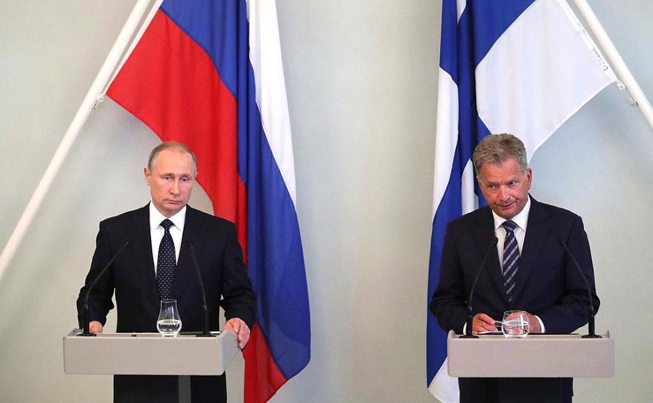 Vladimir Putin and Sauli Niinistö_(2017-07-27)