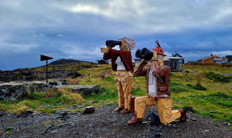 Fra Vardø speider jeg mot en grå og litt skremmende horisont. (Foto: Arne O. Holm) Vardø
