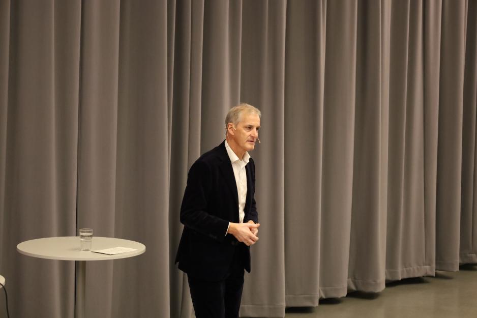 Statsminister Jonas Gahr Støre på Nord universitet