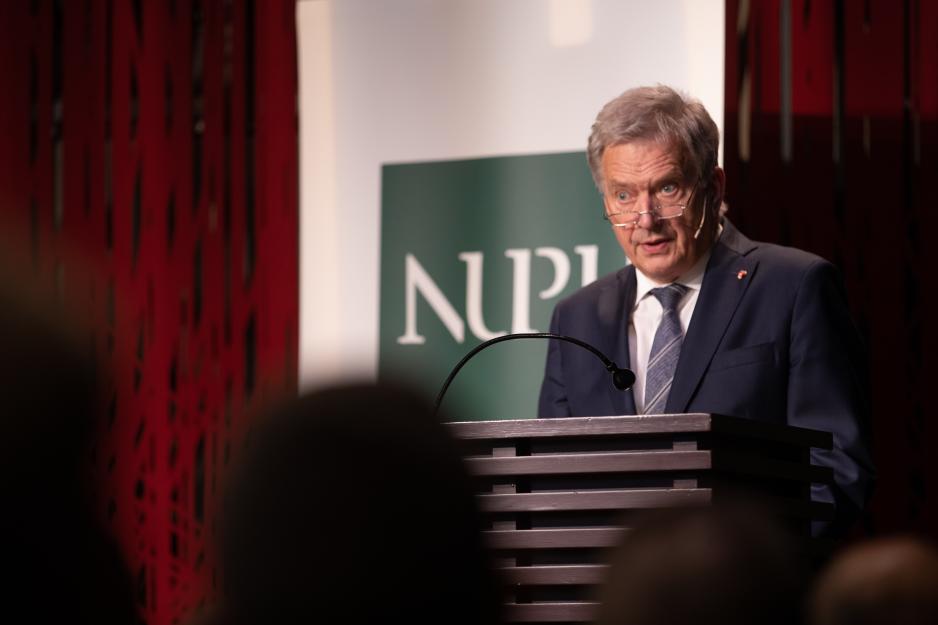 – Eksplosjonene i Østersjøen har minnet oss om myriaden av muligheter for hvordan denne krisen kan eskalere, horisontalt eller vertikalt, med uforutsette konsekvenser, uttalte Finlands president Sauli Niinistö på et NUPI-seminar i Oslo 10. oktober. (Foto: Matti Porre/Den finske presidentens kontor)