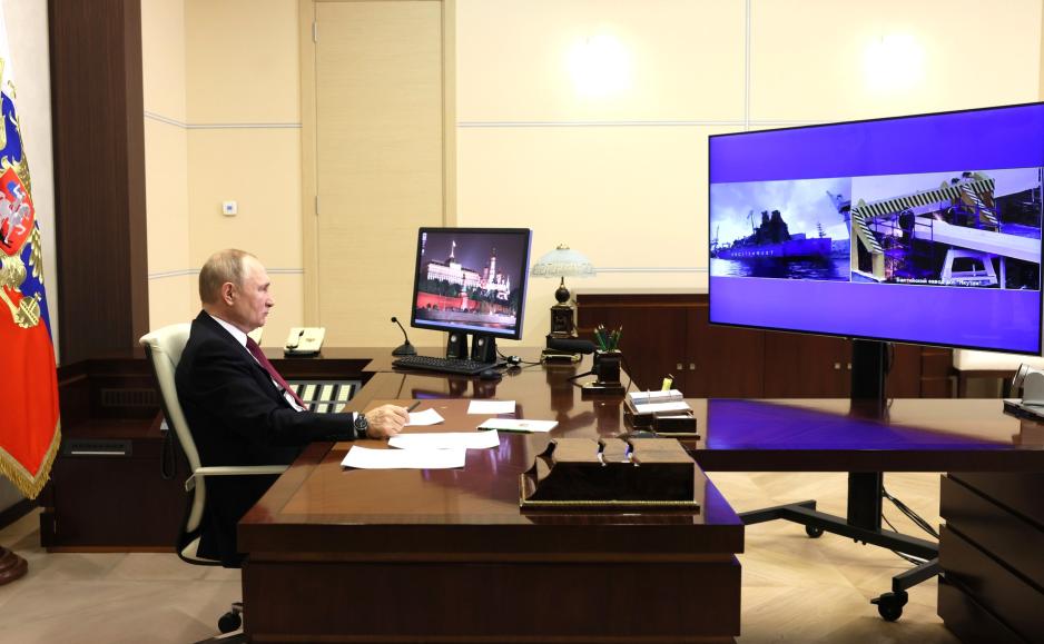 President Putin during the launch of Yakutia. Source (Kremlin.ru) putin launches Yakutia icebreaker