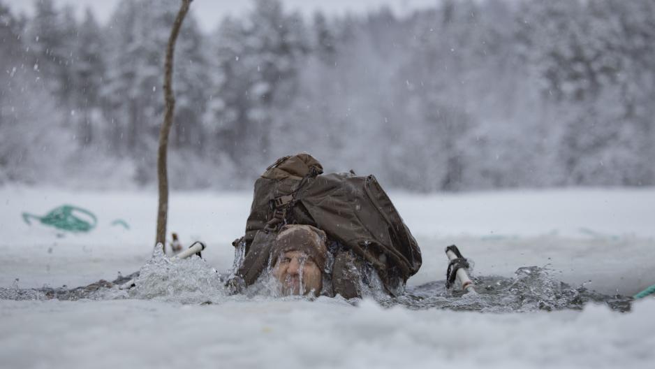 US Marines cold weather training US Marines cold weather training