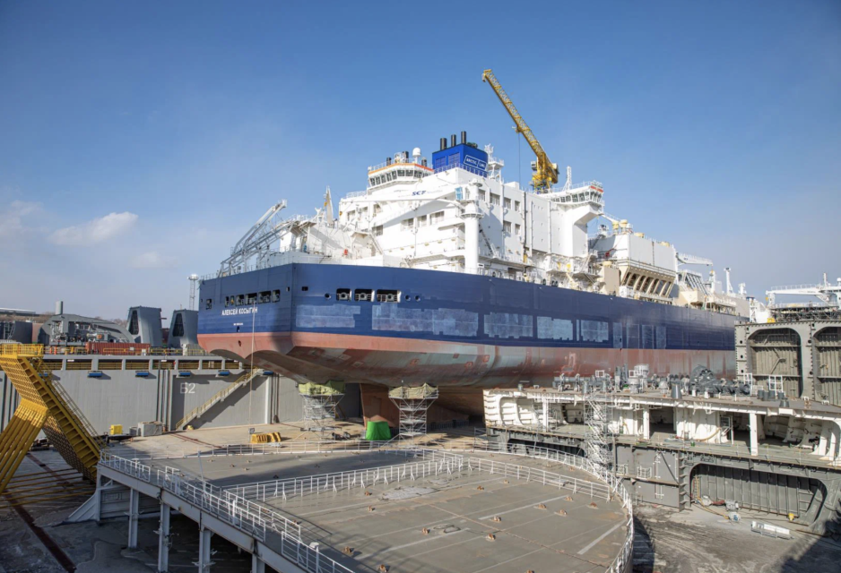 Stern of the gas carrier Alexey Kosygin. (Source: Zvezda Shipbuilding Complex) Alexey Kosygin