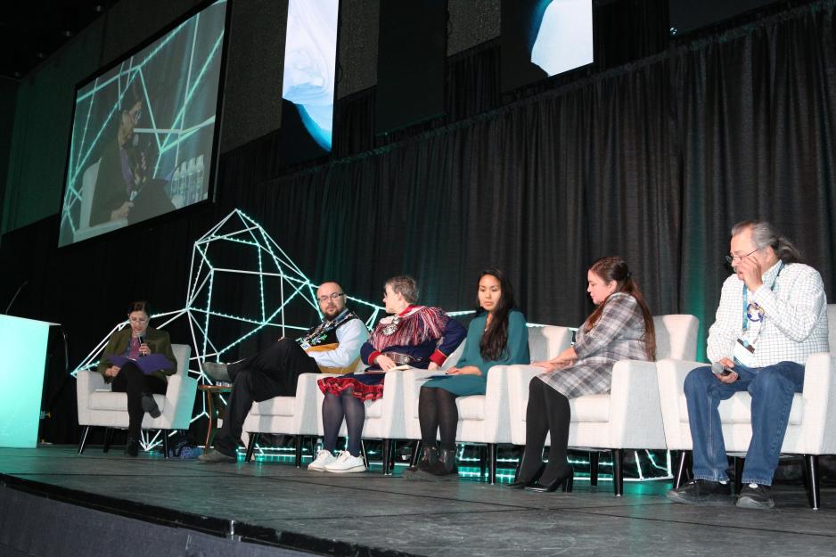 Arcitc Encounter debate: Lori Townsend - Alaska Public Media, Edward Alexander - Gwich’in Council International, Gunn-Britt Retter - Saami Council, Nicole Wojciechowski - Inuit Circumpolar Council, Liza Mack - Aleut International. (Photo: Trine Jonassen)