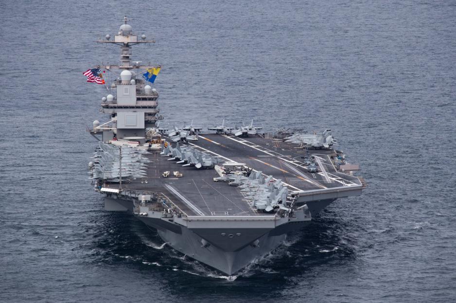 USS Gerald R. Ford er det første i en klasse nye amerikanske krigsskip med samme navn. 10 fartøy av denne klassen er planlagt. Hangarskipet la ut på tokt 2. mai fra Norfolk orlogsstasjon, USA. (Foto: Jackson Adkins/USAs marine)