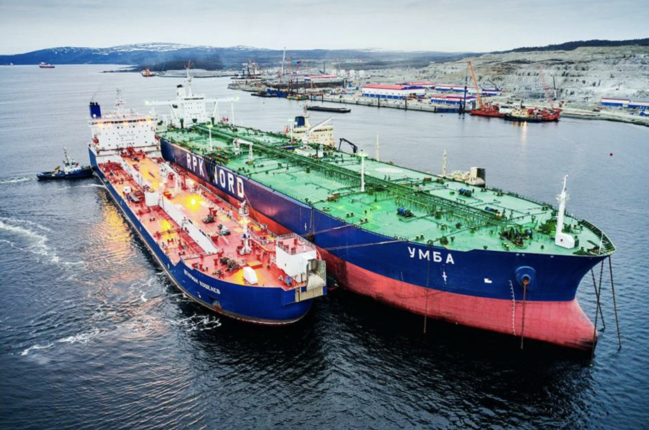 Umba (судно Умба) floating stage offloading vessel (FSO) near Murmansk. (Source: Gazprom Neft) Umba