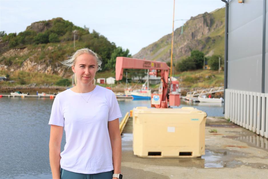 Daglig leder Agnete Skog ved fiskemottaket i Skårvågen Daglig leder Agnete Skog ved fiskemottaket i Skårvågen