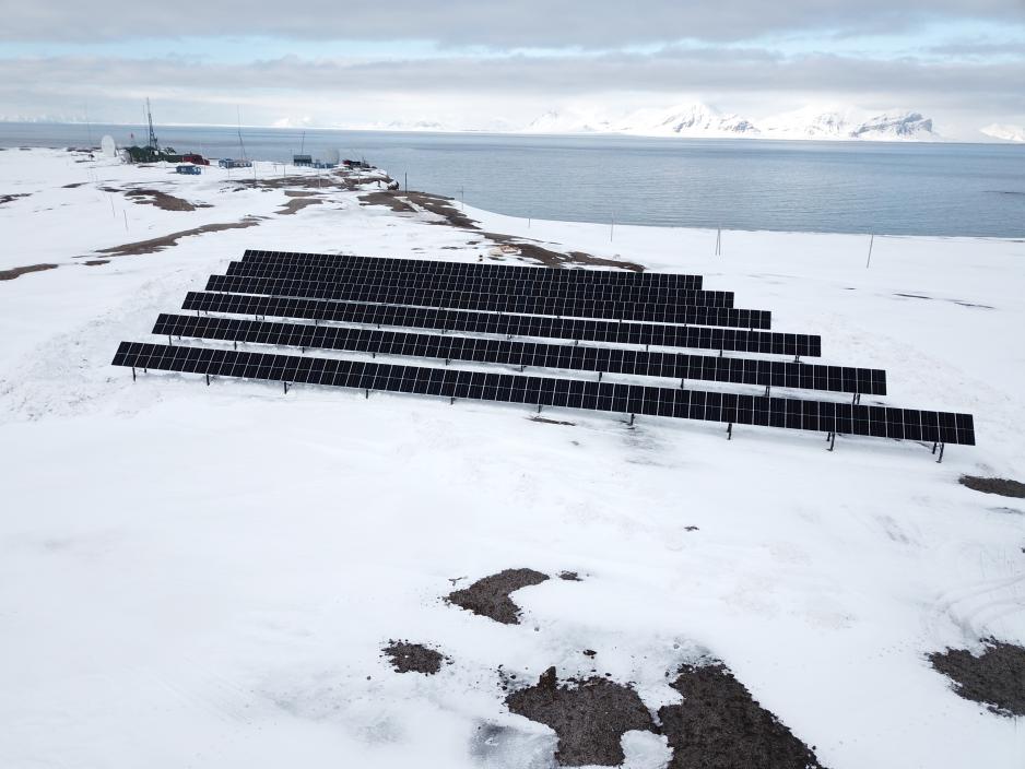 Solcellepark Isfjord radio