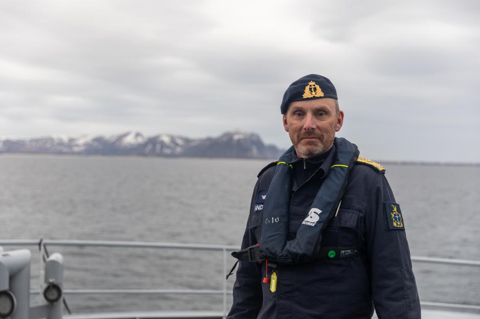 Sjefen for Forsvarets operative hovedkvarter på Reitan, viseadmiral Rune Andersen, ble tirsdag tildelt den franske fortjenstorden Æreslegionen for hans tette samarbeid med Frankrike i tida som sjef for Sjøforsvaret. (Foto: Odin Kjendalen/Forsvaret)