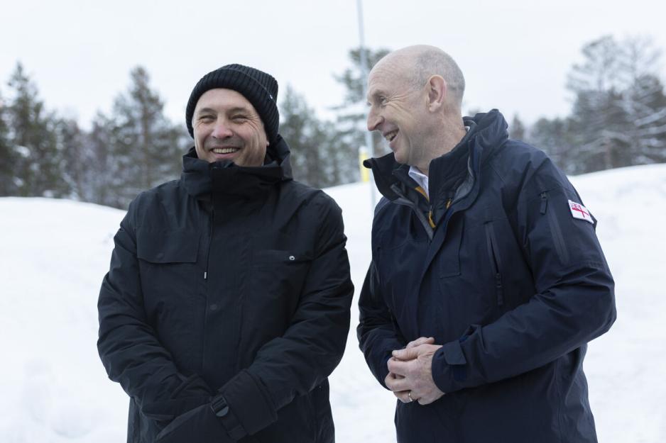 Tore Sandvik og John Healey i Kirkenes Tore Sandvik og John Healey i Kirkenes