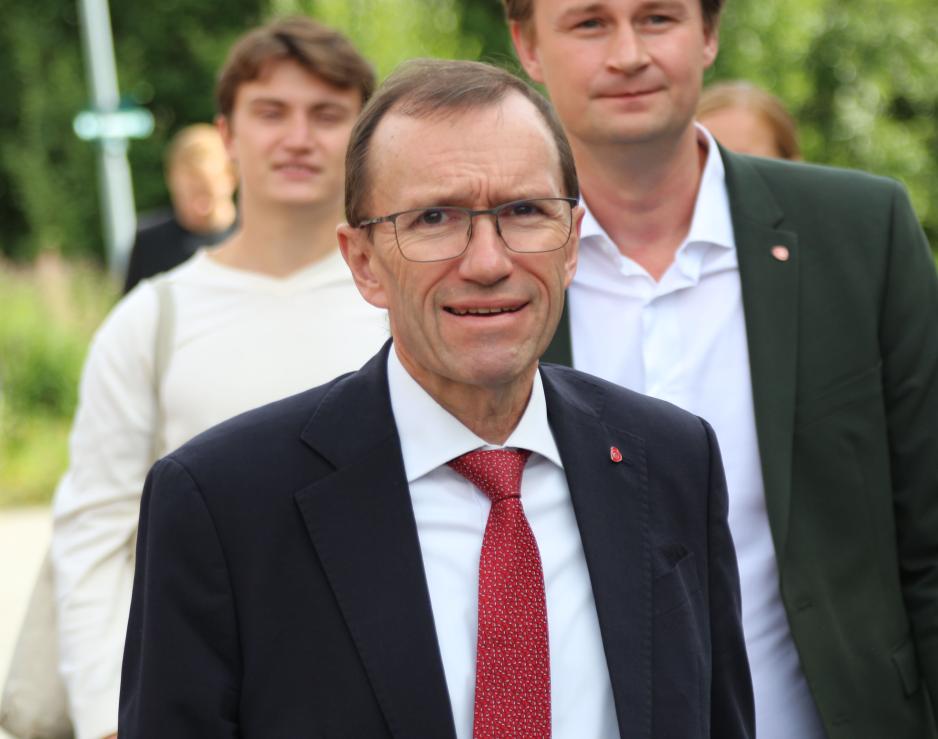 Utenriksminister Espen Barth Eide (Ap) besøker Nord universitet Utenriksminister Espen Barth Eide besøker Nord universitet