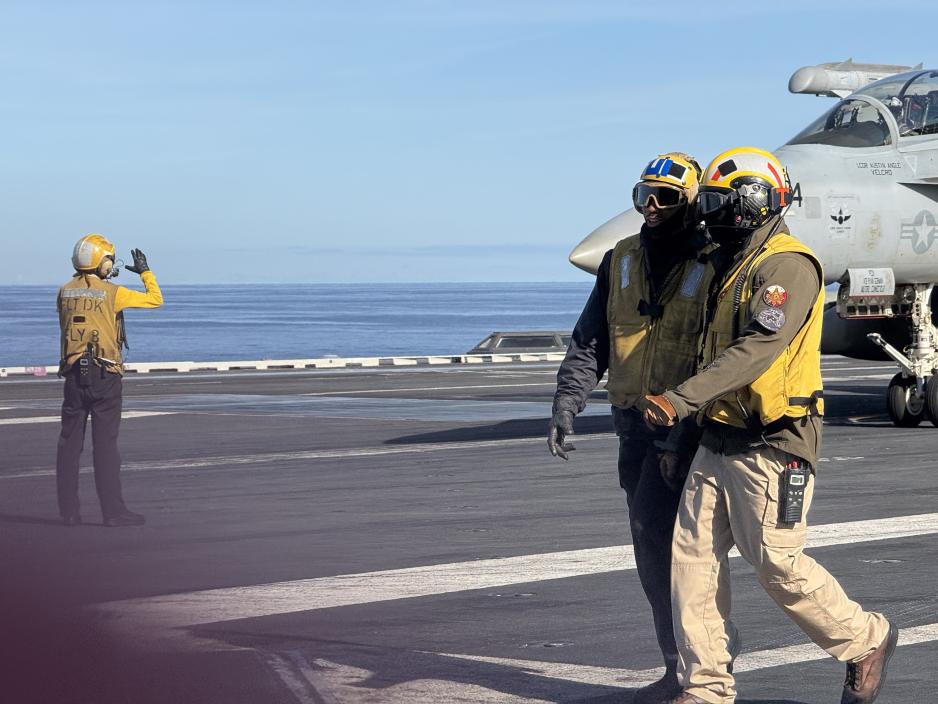 På flydekket på USS Gerald R. Ford