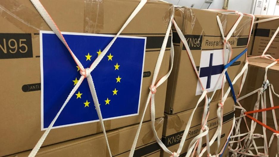 RescEU er en europeisk beredskapsreserve med kapasiteter ment for hendelser som ingen land kan håndtere fullt ut på egen hånd. Finland har fått totalt 305 millioner euro fra EU-kommisjonen til å bygge opp beredskapslagre for CBRN-hendelser og medisinske nødsituasjoner, henholdsvis i 2023 og 2024. (Foto: Finlands innenriksministerium) RescEU er en europeisk beredskapsreserve med kapasiteter ment for hendelser som ingen land kan håndtere fullt ut på egen hånd. Finland har fått totalt 305 millioner euro fra EU-kommisjonen til å bygge opp beredskapslagre for CBRN-hendelser og medisinske nødsituasjoner, henholdsvis i 2023 og 2024. (Foto: Finlands innenriksministerium)
