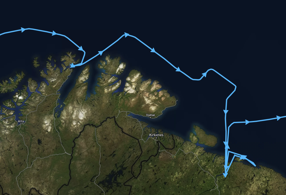 AIS track of LNG Merak stopping in Honningsvåg before traveling onward to Murmansk, Russia. (Source: Shipatlas) ais lng merak september 2025 norway nordkapp honningsvag