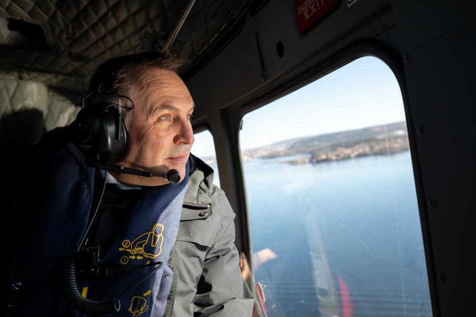 Dagens sikkerhetspolitiske situasjon gjør den kostbare opprustningen av Forsvaret nødvendig, framholder forsvarsminister Tore O. Sandvik (Ap) i forbindelse med framleggelsen av neste års statsbudsjett. (Foto: Martin Mellquist/Forsvaret)Dagens sikkerhetspolitiske situasjon gjør den kostbare opprustningen av Forsvaret nødvendig, framholder forsvarsminister Tore O. Sandvik (Ap) i forbindelse med framleggelsen av neste års statsbudsjett. (Foto: Martin Mellquist/Forsvaret) Dagens sikkerhetspolitiske situasjon gjør den kostbare opprustningen av Forsvaret nødvendig, framholder forsvarsminister Tore O. Sandvik (Ap) i forbindelse med framleggelsen av neste års statsbudsjett. (Foto: Martin Mellquist/Forsvaret)