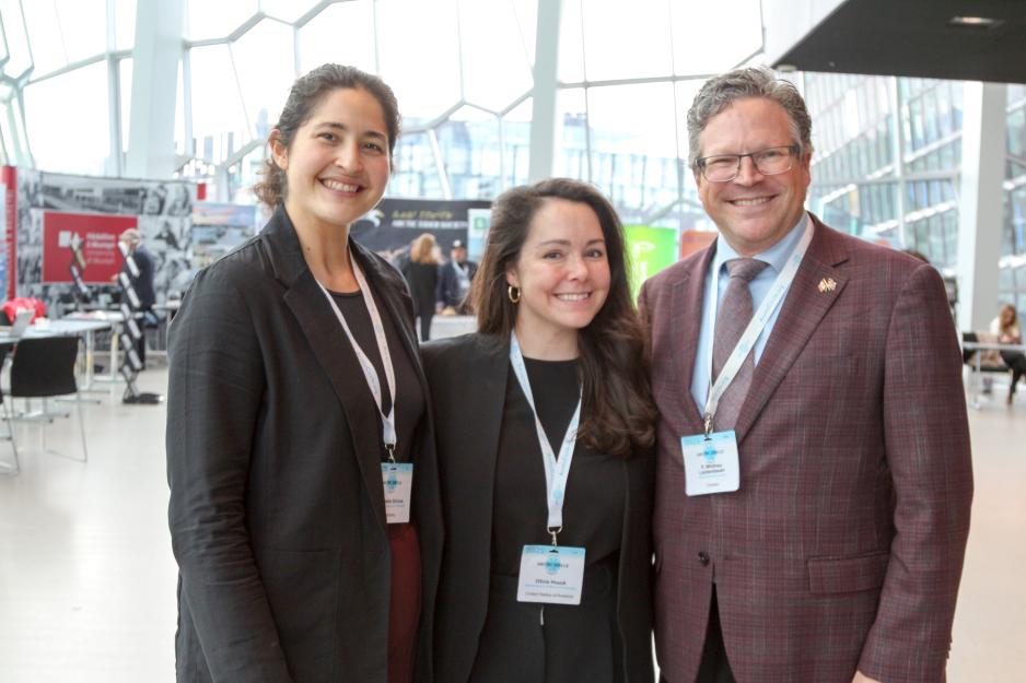 Gabriella Gricius, Olivia Wynne Houck og P. Whitney Lackenbauer, Arctic Circle 25.JPG