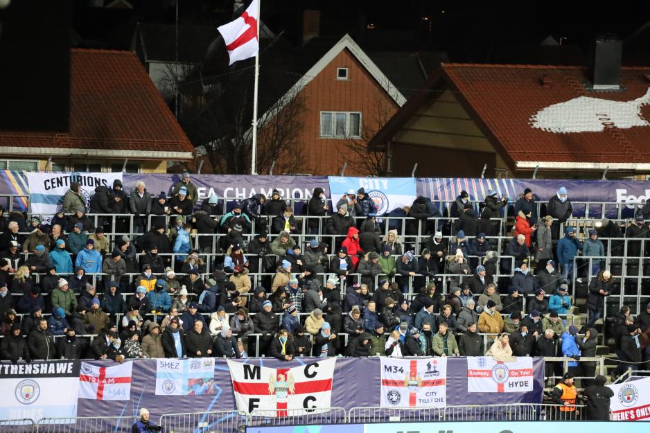 Bortesupportere fra Manchester