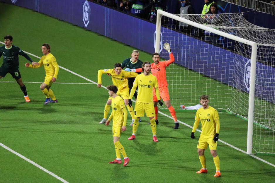 Glimt spillere dekker Haaland