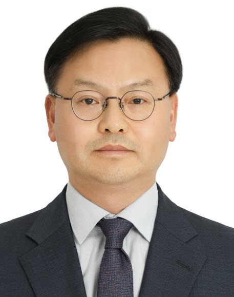 Oceans Minister Kim Sung-bum, Korea