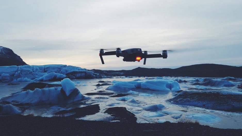 Drone over frozen sea. (Illustration photo: Pixabay) Drone over frozen sea