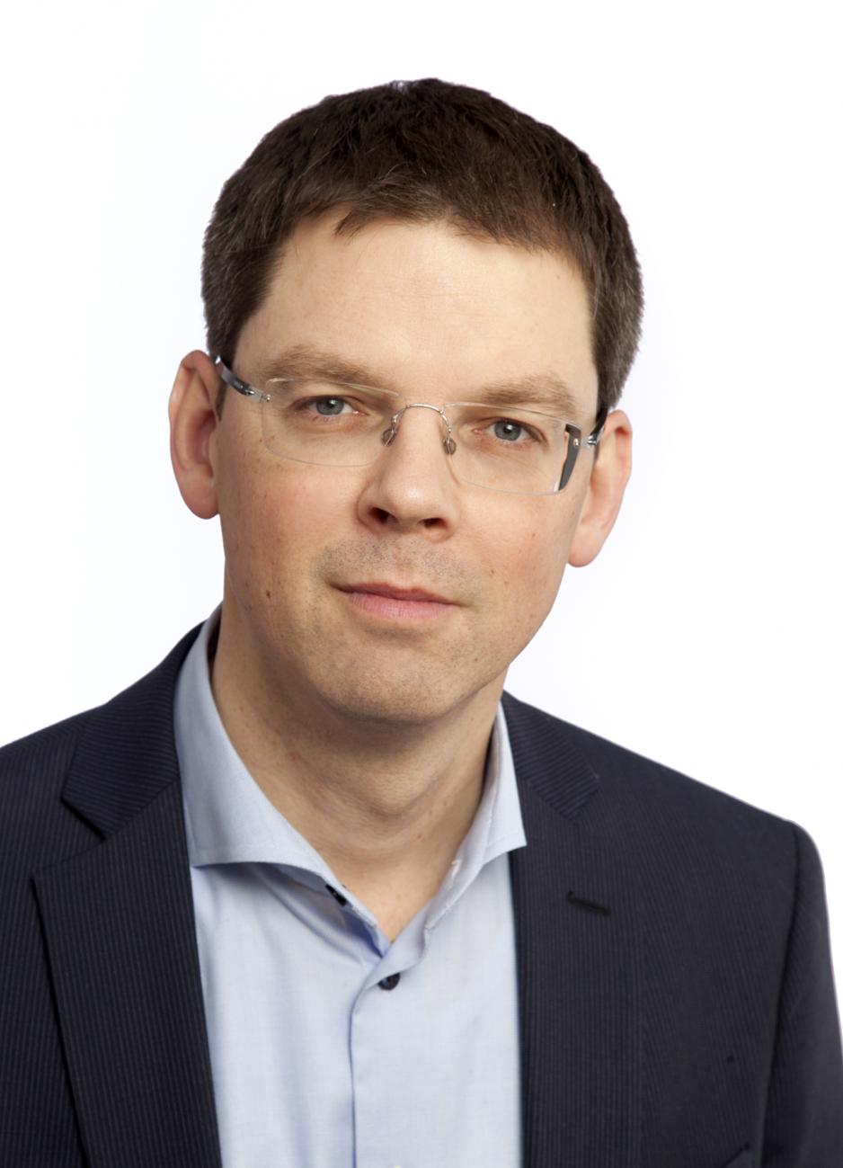 - Forbudet mot uregulert fiske er et viktig føre-var-tiltak, sier kommunikasjonssjef Frode Overland Andersen i UD. (Foto: Utenriksdepartementet).