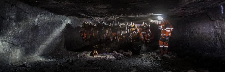 Kulldriften i Store Norske Spitsbergen Grubekompani er nå sikret ut 2016. (Foto: Bjarki Friis, Store Norske)