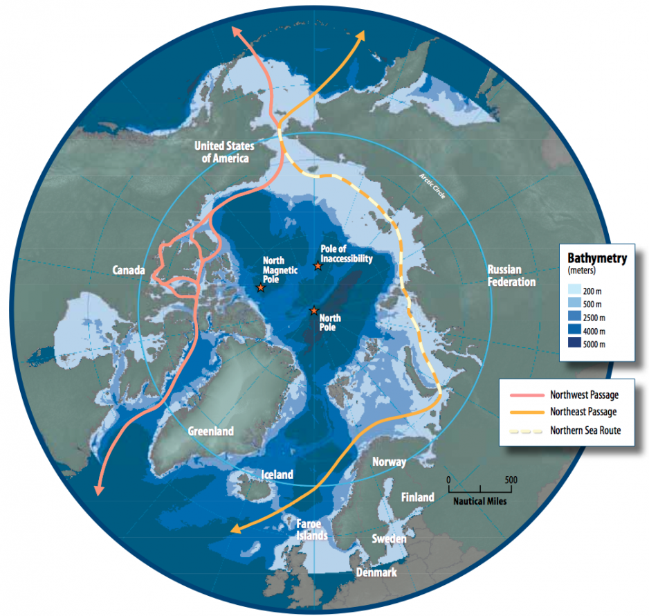 Russland har verdens lengste arktiske kystlinje, noe dette kartet – som også viser den nordlige sjøruten – godt illustrerer. (Illustration: Susie Harder/Arctic Council - Arctic marine shipping assessment/Wikimedia commons) Map of the Arctic region showing the Northern Sea Route, in the context of the Northeast Passage, and Northwest Passage. (Illustration: Susie Harder/Arctic Council - Arctic marine shipping assessment/Wikimedia commons)