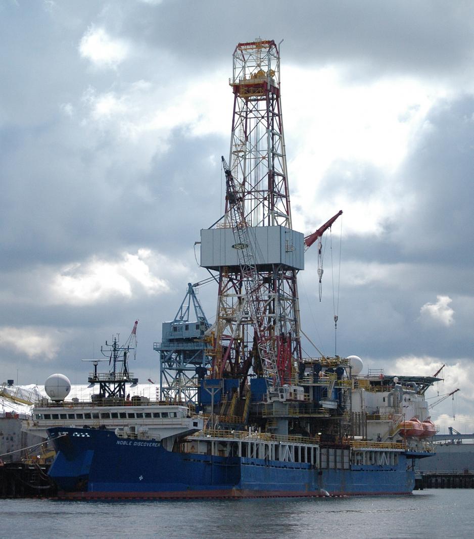 Boreskipet Noble Discoverer var også involvert i Shells operasjon på kysten av Alaska i 2012. (Foto: James Brooks, Wikimedia commons).
