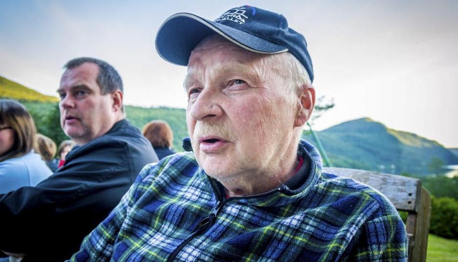 Oluf Anders Kuhmunen husker godt da Alta-opprøret sto på og da man kjempet for Altavassdraget. I dag er han vara på sametinget. (Foto: Christine Karijord)