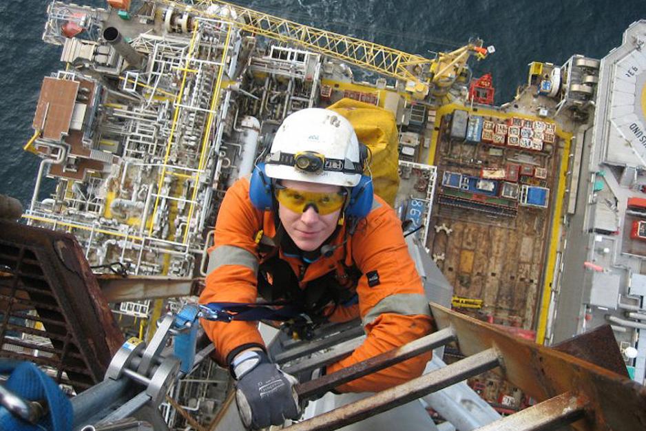Rune Krogh chose to quit his offshore job and rather experience nature. Nevertheless, his work experience is invaluable on challenging trips in the outdoors. (Photo: Private)