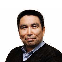 Vittus Qujaukitsoq, Siumut, får et stort område; utenriksspørsmål, handel, næring og arbeidsmarked.