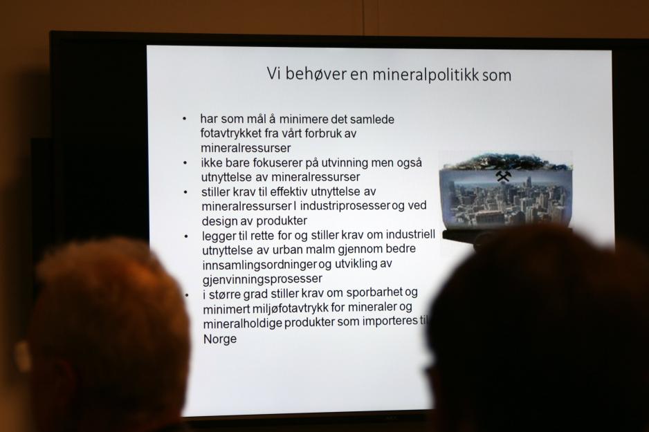 Bellona har en konkret strategi for mineralutvinning i sin rapport om bærekraftig ressursutvinning i Arktis. (Foto: Linda Storholm)