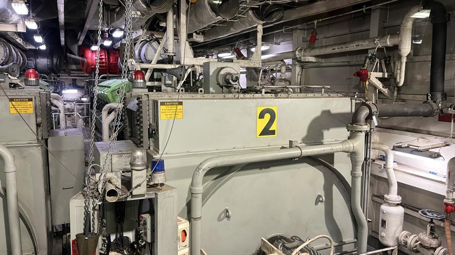 As an icebreaker, Healy has a special hull shape and great machine power, so the bow of the ship can lift up and glide along the edge of the ice, which will then break under the weight of the ship. The vessel can continuously break 4.5 feet of ice at three knots. >