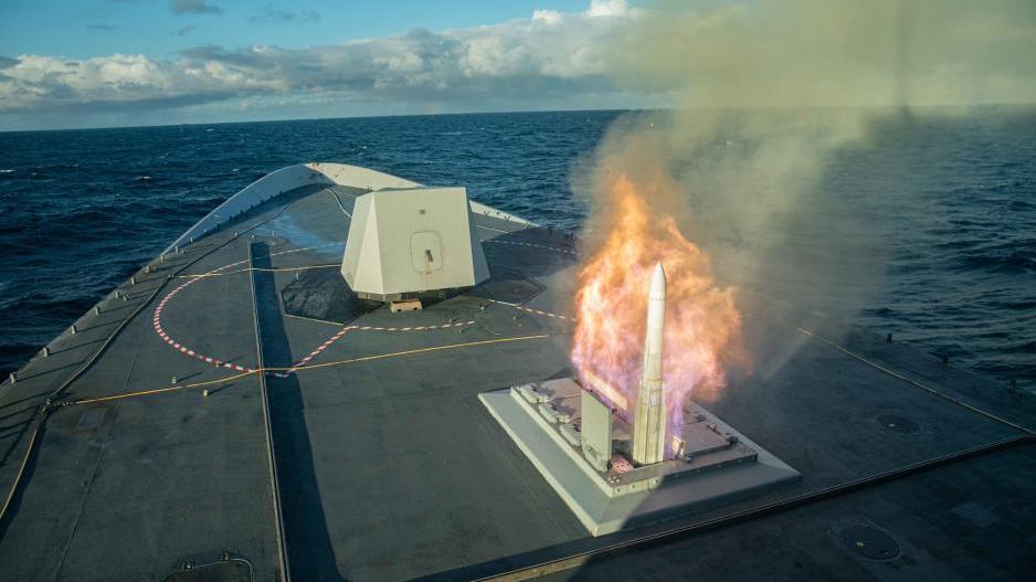 GALLERY: Launch of an Evolved Sea Sparrow Missile (ESSM) from the Norwegian frigate HNoMS Fridtjof Nansen during Formidable Shield 2021. (Photo: Thomas Stangnes/the Norwegian Navy) > GALLERY: Launch of an Evolved Sea Sparrow Missile (ESSM) from the Norwegian frigate HNoMS Fridtjof Nansen during Formidable Shield 2021. (Photo: Thomas Stangnes/the Norwegian Navy) >