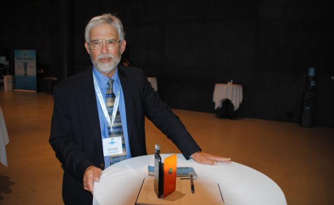 Professor John R. Holdren, former advisor to President Barack Obama, has clear veiws on Donald Trumps Arctic and climate politics. - It is damaging, but a lot of people are still doing good things, he claims. (Photo: Arne F. Finne).