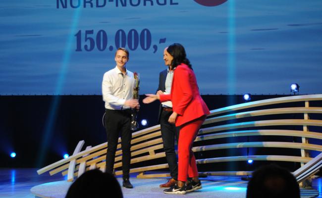 Erlend Gabrielsen har akkurat mottatt 150.000 kroner til videre utvikling av teknologien for lungeundersøkelser - via elektronstetoskop og sky-teknologi. (Foto: Arne F. Finne).