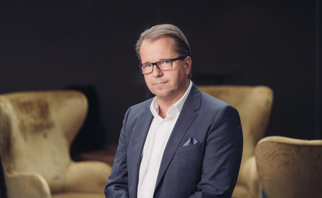Bjørn Olsen går av som rektor ved Nord universitet, to år før perioden er over.