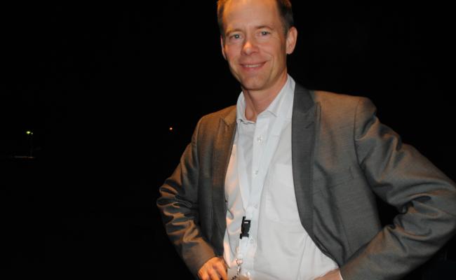 En glad Nussir-direktør, Øystein Rushfeldt, går langt i å love at gruvedriften i Kvalsund skal bli uten utslipp av klimagasser. - Vi vil bli verdensledende på utslipp, sier Rushfeldt. (Arkivoto: Arne F. Finne).