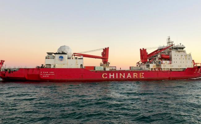 Chinese icebreaker Xue Long