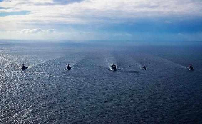 US missile destroyers in the Arctic sea. U.S. Navy photo by Mass Communication Specialist Seaman Austin G. Collins/Released