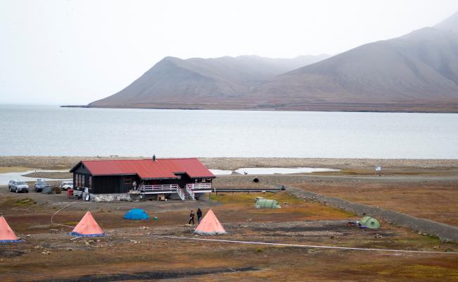 Svalbard camping site after the polar bear attack. Foto: Line Nagell Ylvisåker