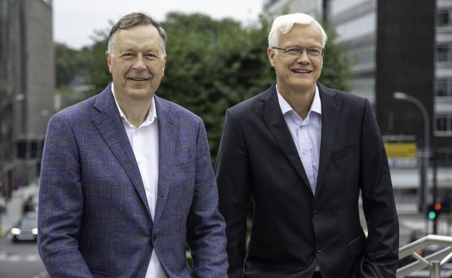Chairman Gert W. Munthe og administrerende direktør Øystein Rekdal i Lytix biopharma. Foto: Håvar Haug