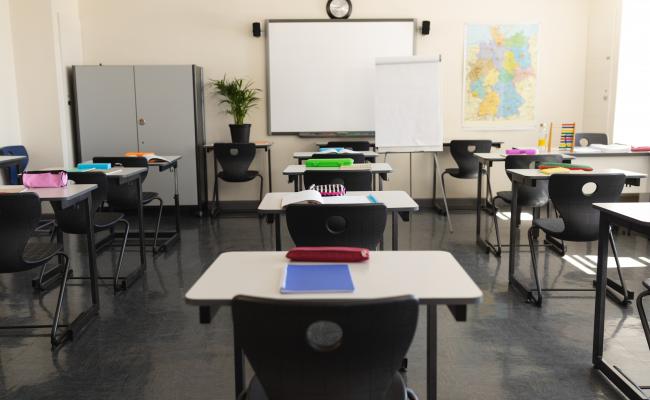 Tomt klasserom. (Foto: AdobeStock)