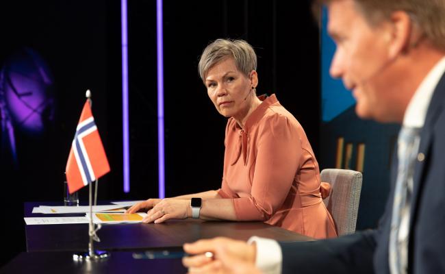 Åsunn Lyngedal (A) og Kårstein Eidem Løvaas (H) under Den europeiske interparlamentariske romkonferansen Åsunn Lyngedal (A) og Kårstein Eidem Løvaas (H) under Den europeiske interparlamentariske romkonferansen