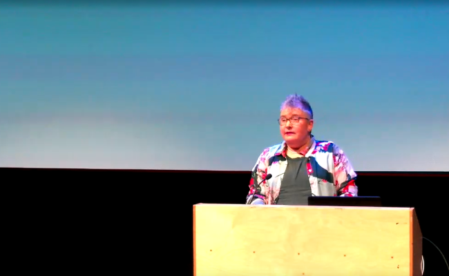 Hilde Henningsen under høringsmøtet i Longyearbyen